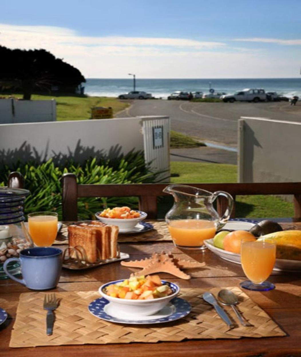 Breeze Inn Guesthouse Kiddʼs Beach Eksteriør bilde