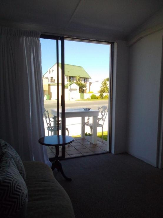 Breeze Inn Guesthouse Kiddʼs Beach Rom bilde